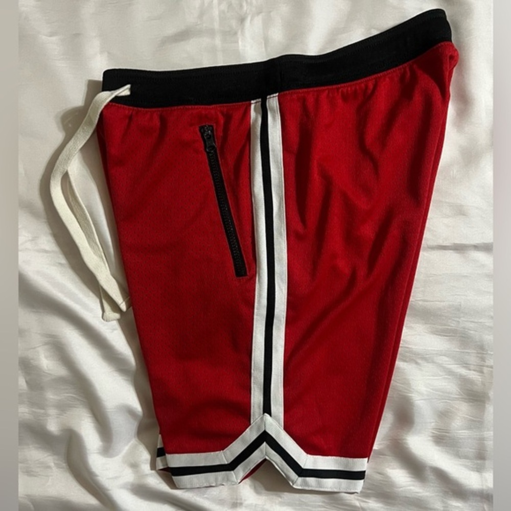 American Eagle Outfitters I Men’s I Shorts I Basketball I Varsity I Athletic